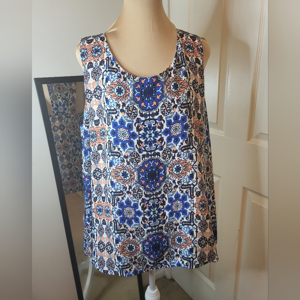 Q&A - Colorful Mosaic Patterned Sleeveless Top, Size XL